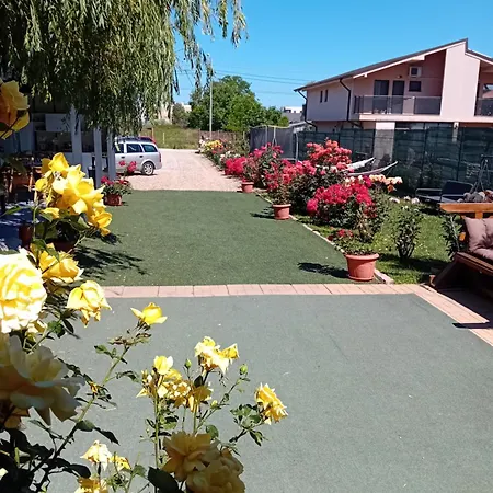 Casa Rustica1 ゲストハウス ナボダリ