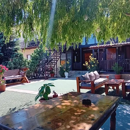 Casa Rustica1 ゲストハウス ナボダリ